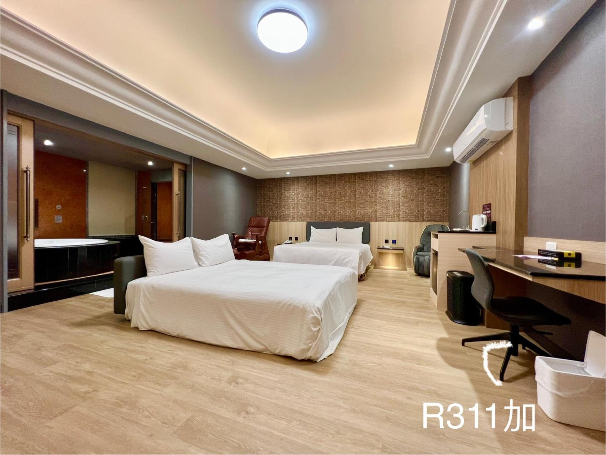 Holiday Motel Ταϊνάν Εξωτερικό φωτογραφία